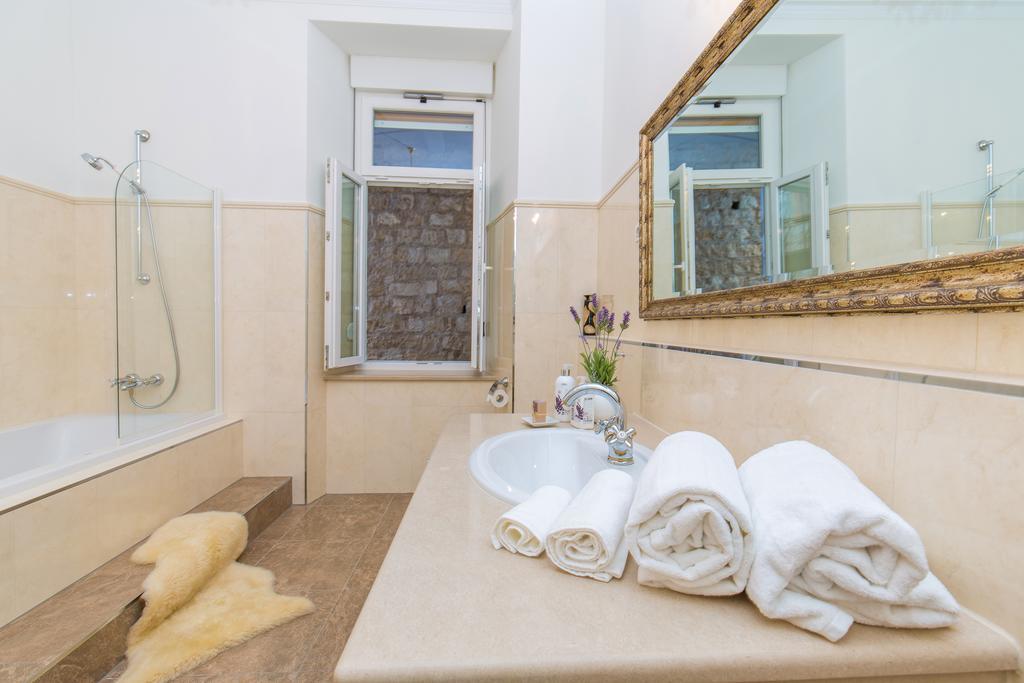 Luxury Seafront Apartment Banje Ντουμπρόβνικ Εξωτερικό φωτογραφία