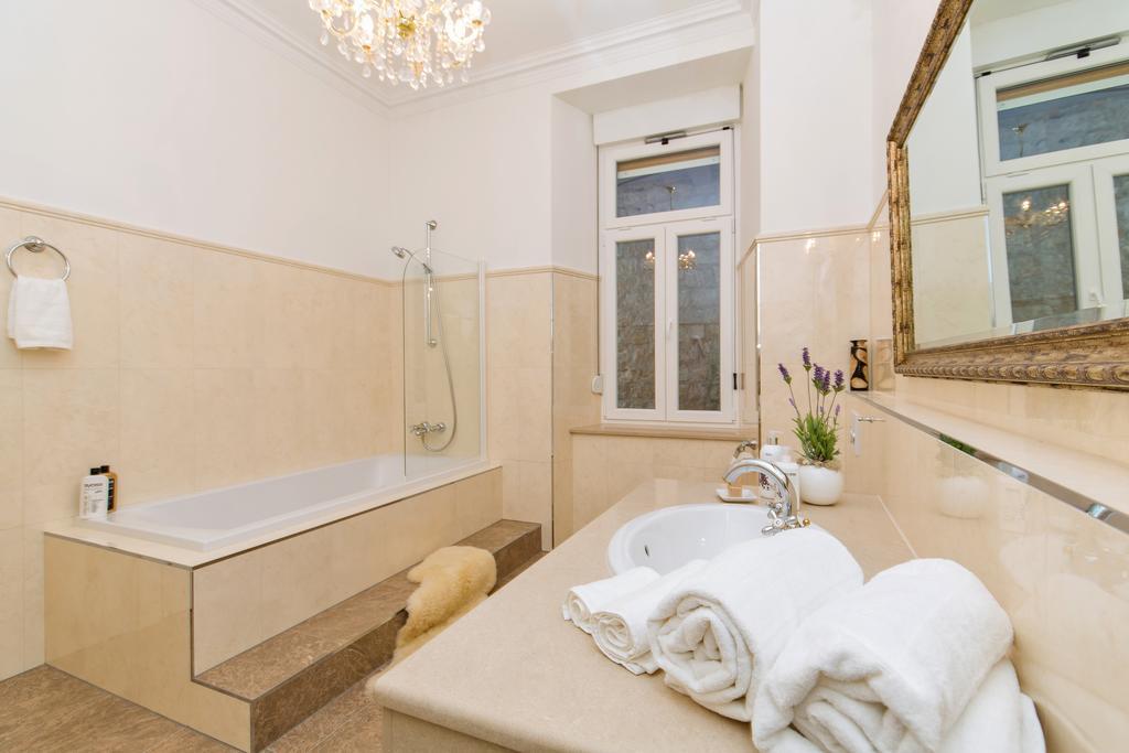 Luxury Seafront Apartment Banje Ντουμπρόβνικ Εξωτερικό φωτογραφία